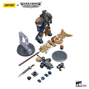 Ultramarines Remus Ventanus Action Figure Contents